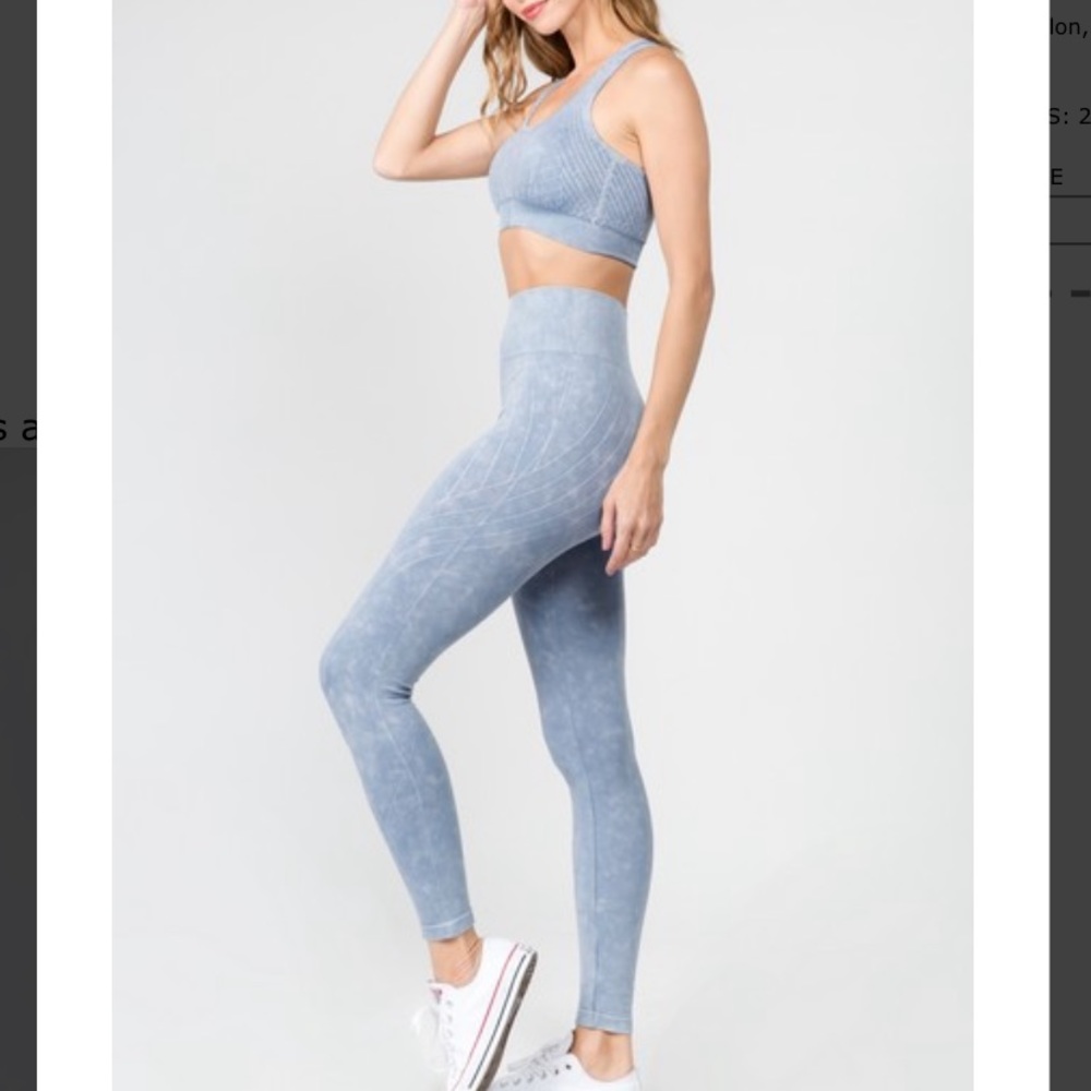 Two Piece Workout Set - Picture 3 of 6